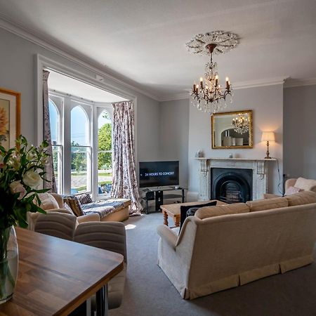 Grand 2 Bed Georgian Apartment At Florence House With King Bed, In The Heart Of Herne Bay & 300M From Beach Zewnętrze zdjęcie